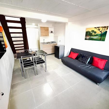 Next To The Airport - Cute Home Rionegro Bagian luar foto