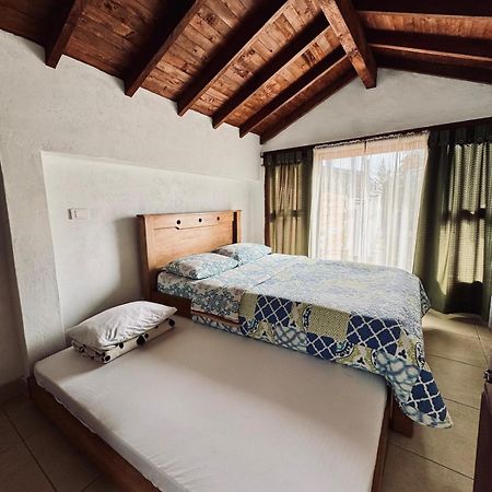 Next To The Airport - Cute Home Rionegro Bagian luar foto