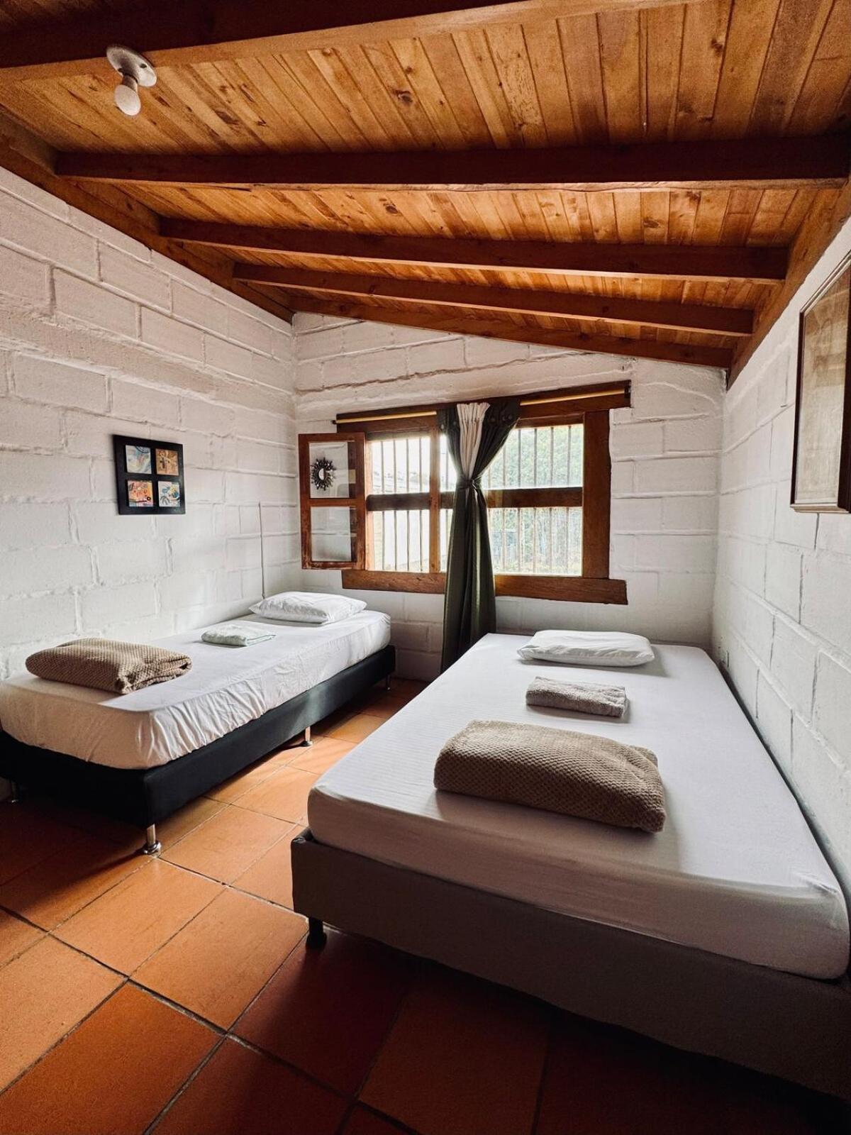Next To The Airport - Cute Home Rionegro Bagian luar foto