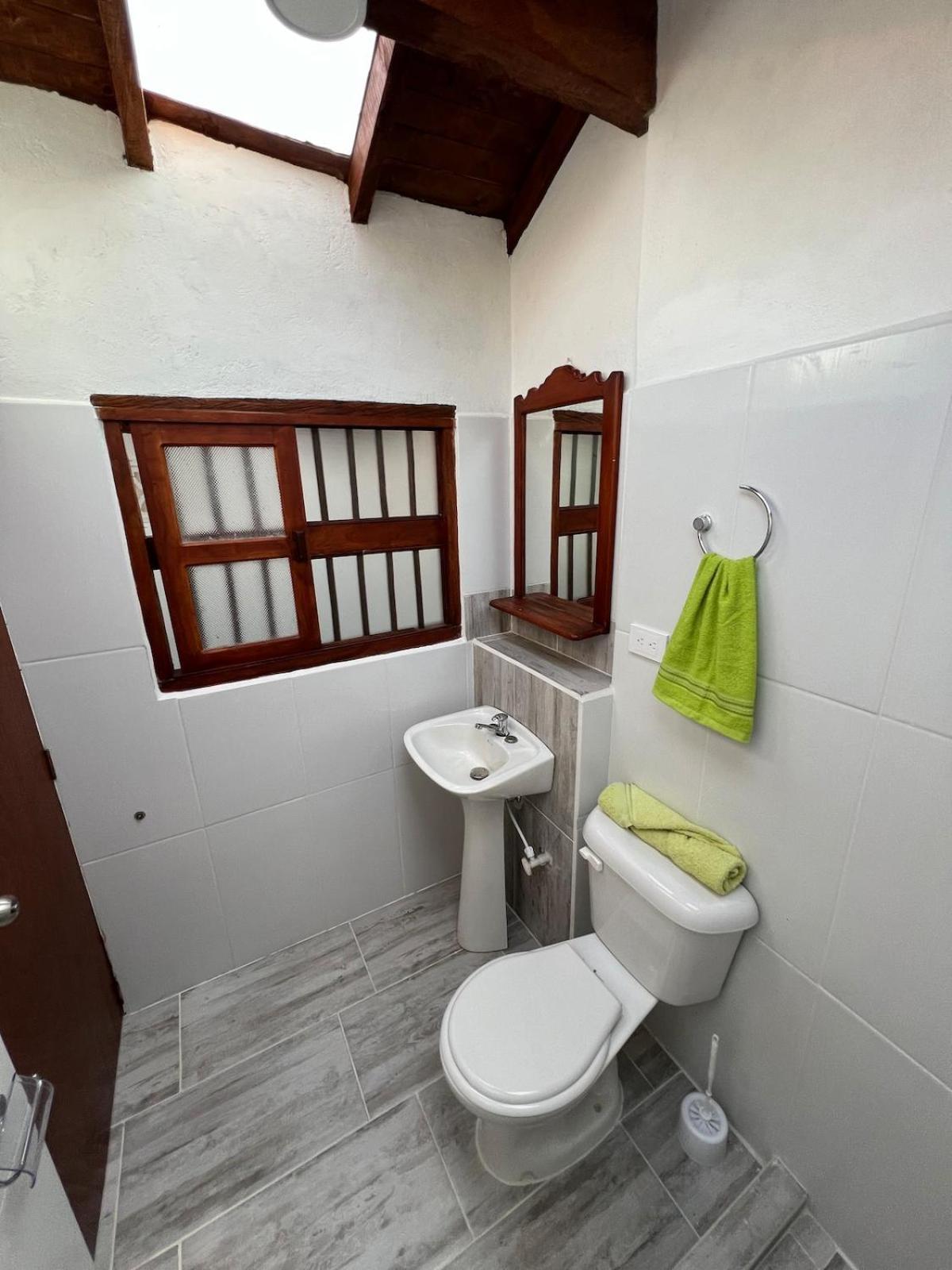 Next To The Airport - Cute Home Rionegro Bagian luar foto